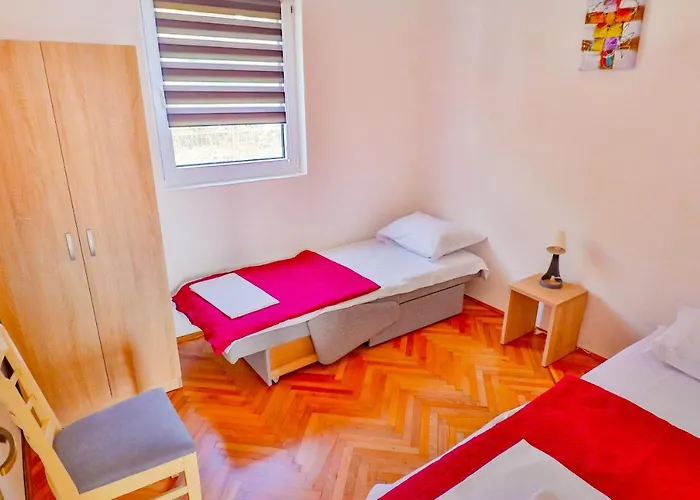 Vivana House